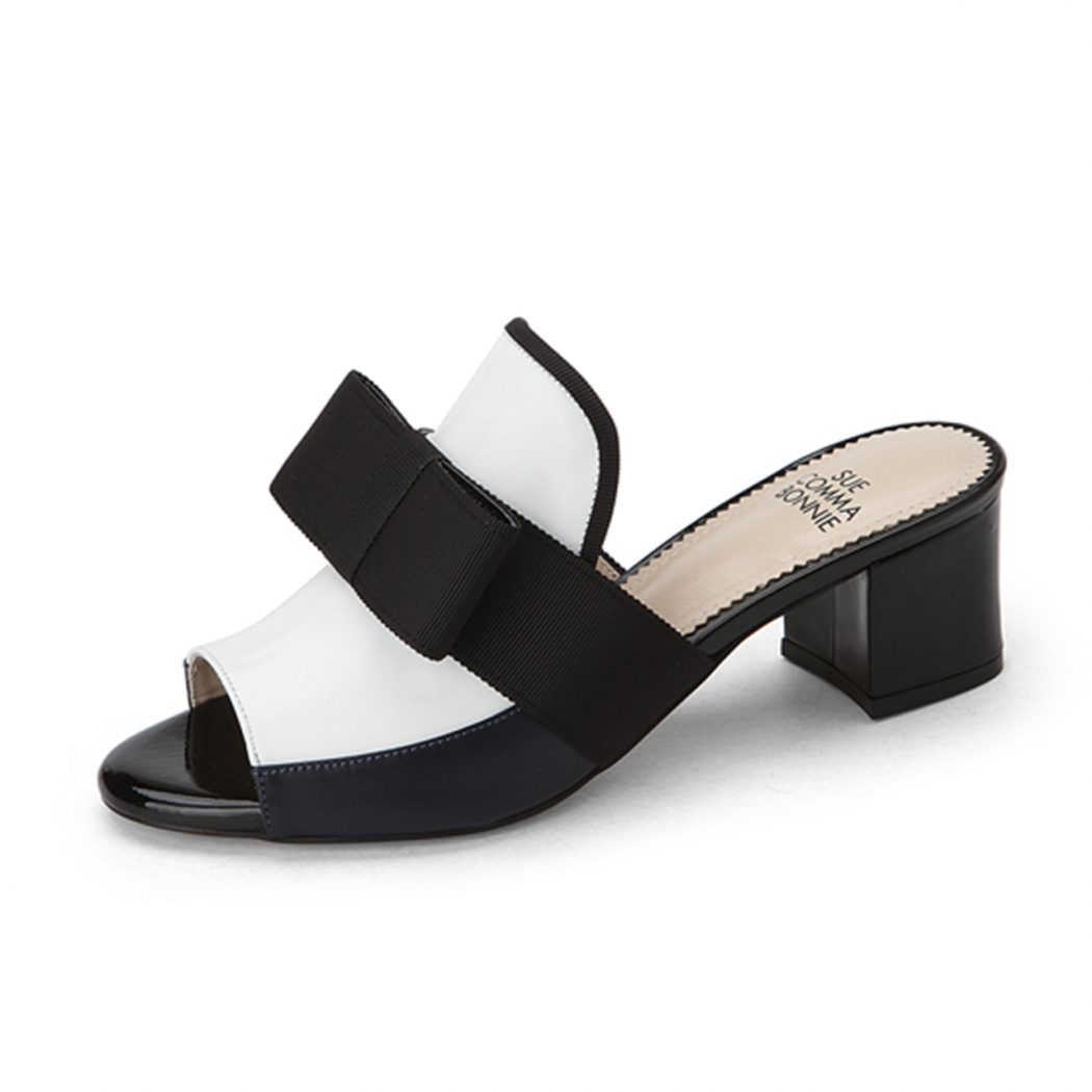 Korean Shoe Brands to Know and Picnic in Style SEOUL Magazine